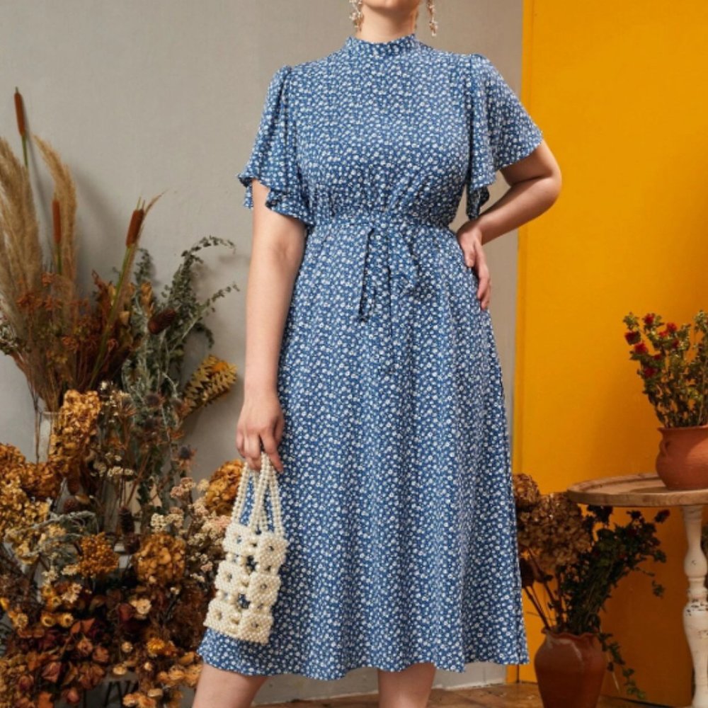 SHEIN Plus Ditsy Floral Butterfly Sleeve Belted Dress